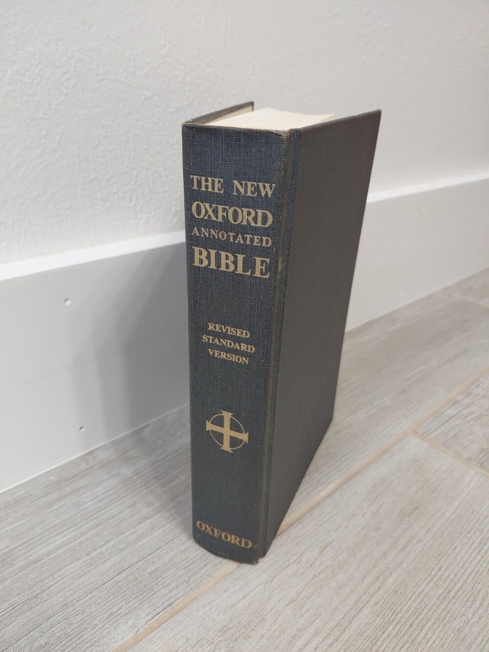 Vtg The New Oxford Annotated Bible RSV Hardcover Revised Standard Version 1973
